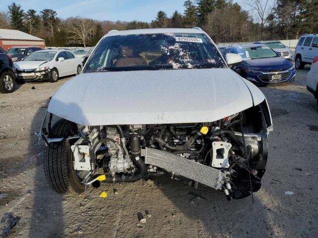 Photo 4 VIN: WA1EECF38R1179027 - AUDI Q3 PREMIUM 