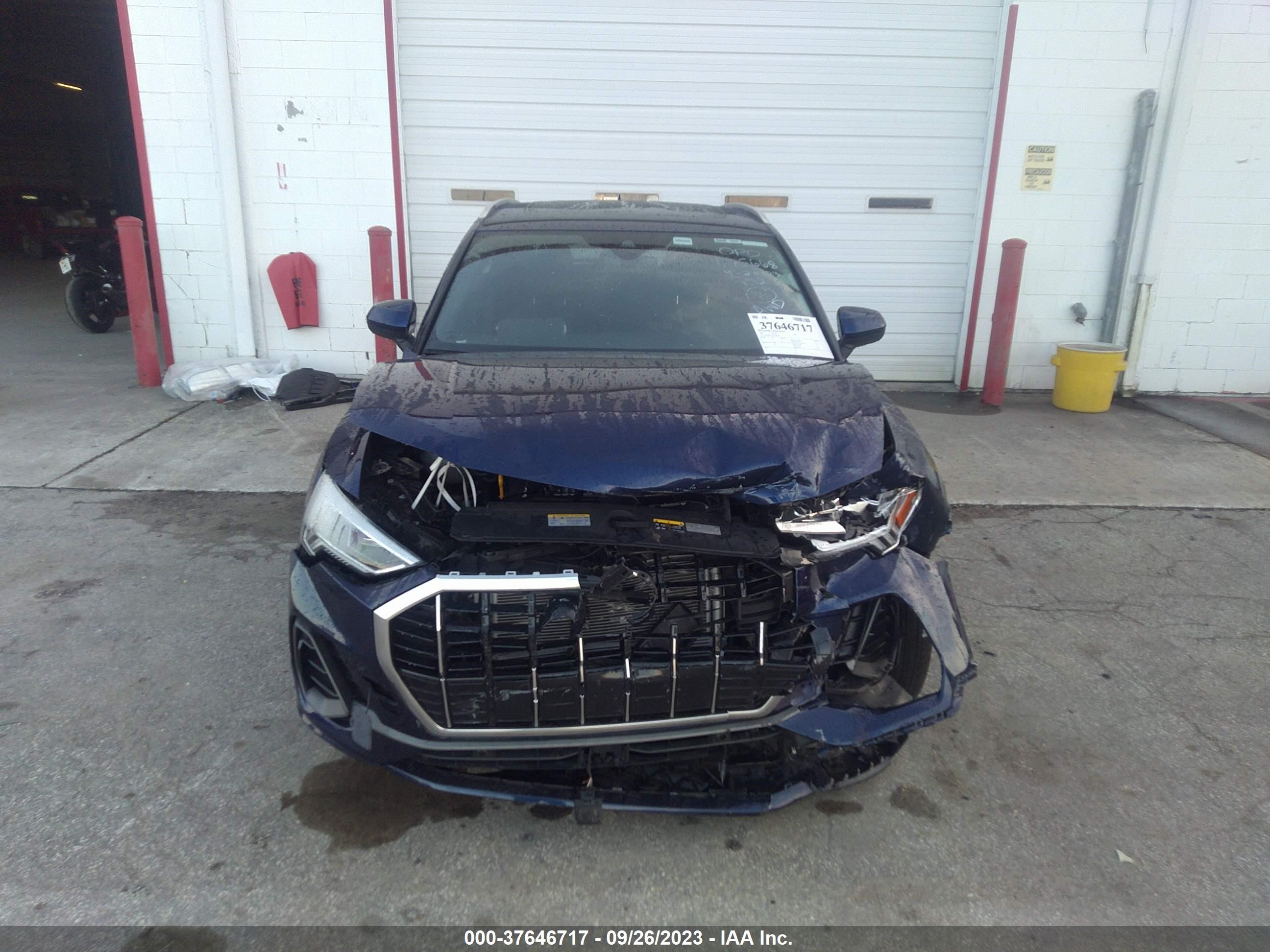 Photo 11 VIN: WA1EECF39P1028453 - AUDI Q3 