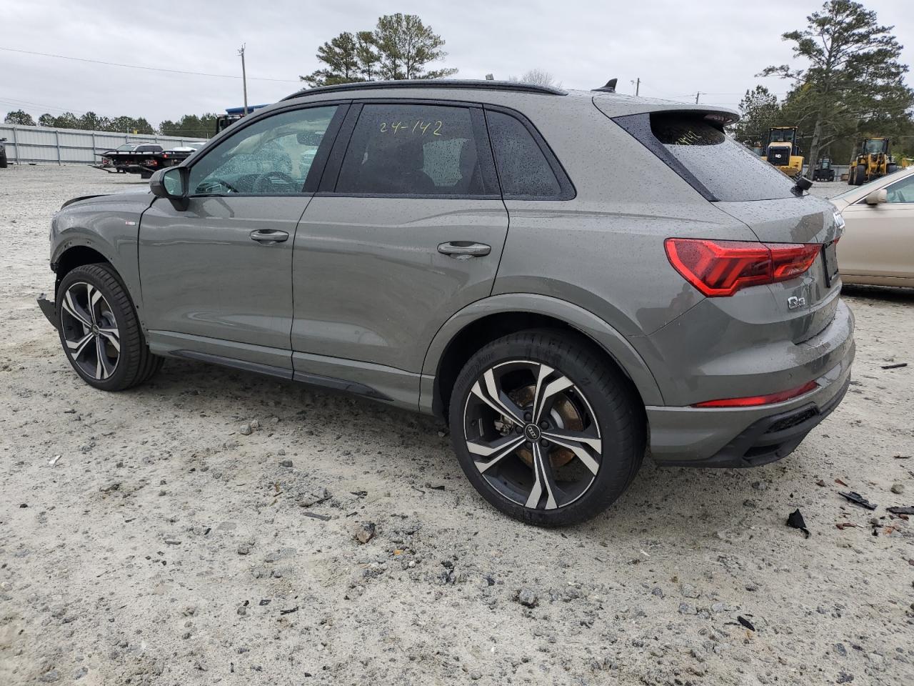 Photo 1 VIN: WA1EECF39R1060399 - AUDI Q3 