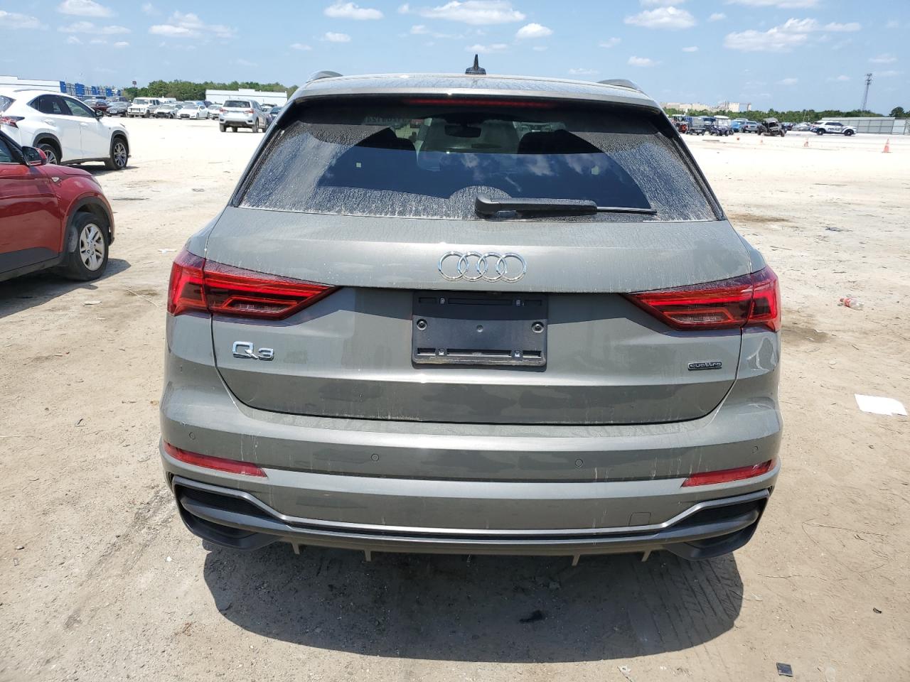 Photo 5 VIN: WA1EECF3XN1081952 - AUDI Q3 