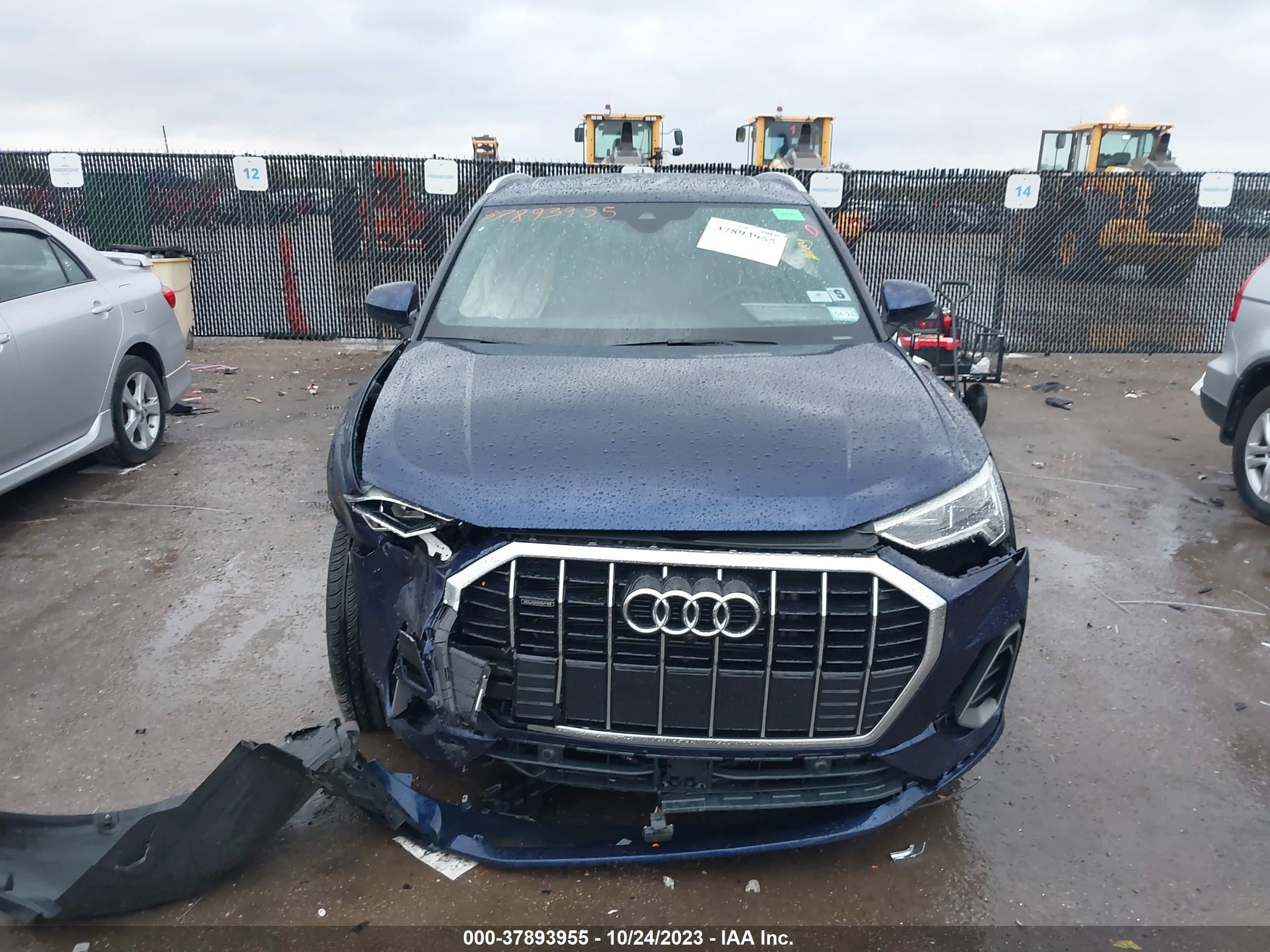 Photo 11 VIN: WA1EECF3XN1090909 - AUDI Q3 