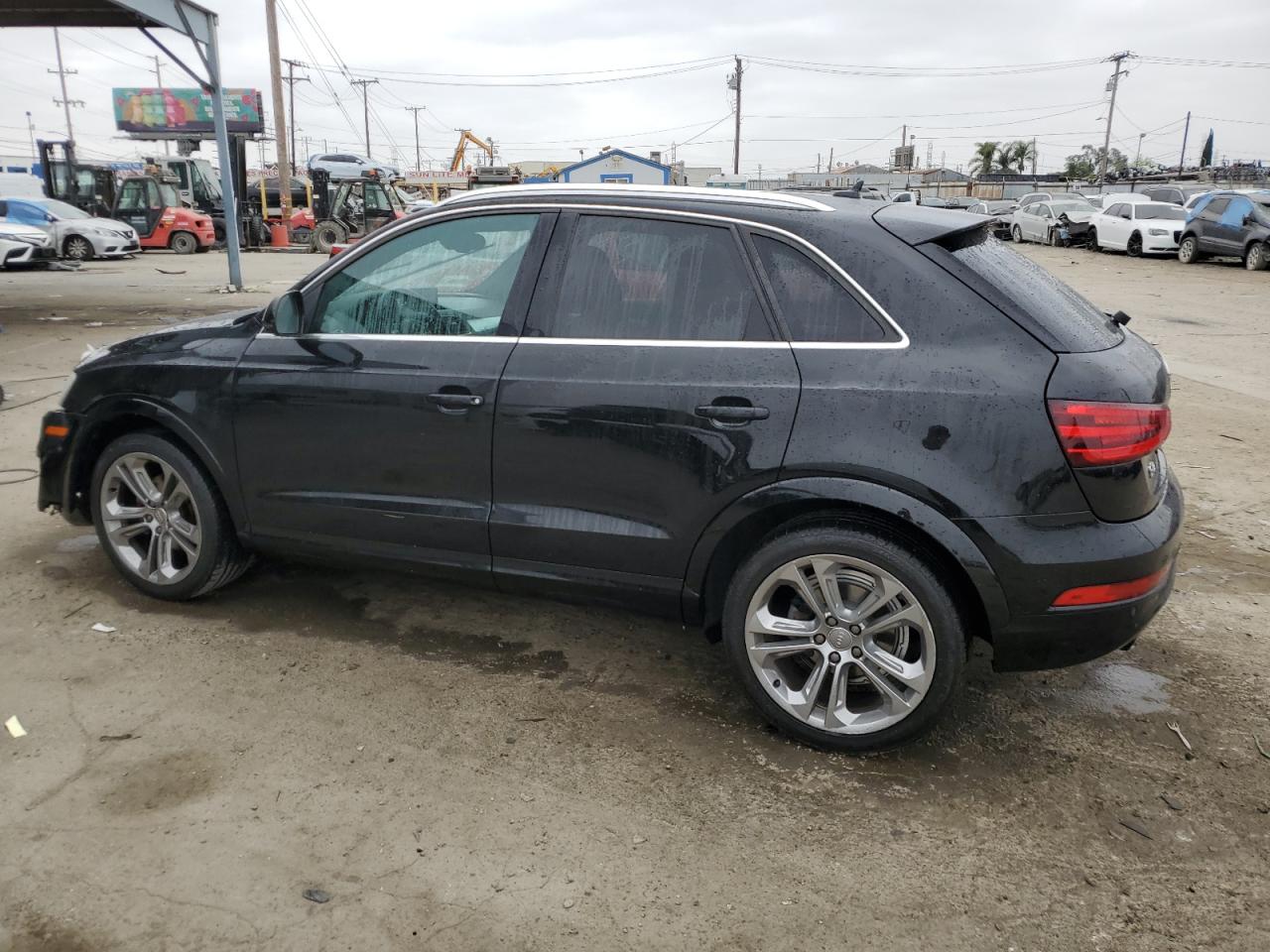 Photo 1 VIN: WA1EFCFS0FR007544 - AUDI Q3 