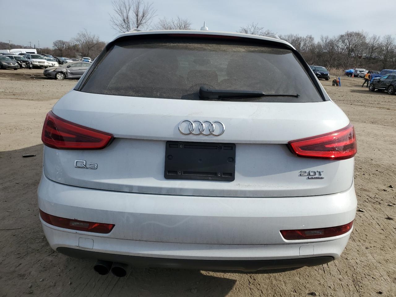 Photo 5 VIN: WA1EFCFS0FR011786 - AUDI Q3 