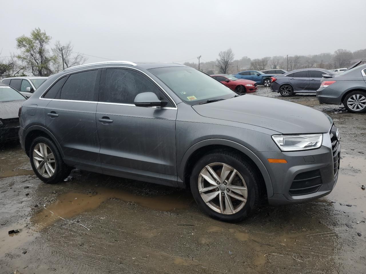 Photo 3 VIN: WA1EFCFS3GR000119 - AUDI Q3 