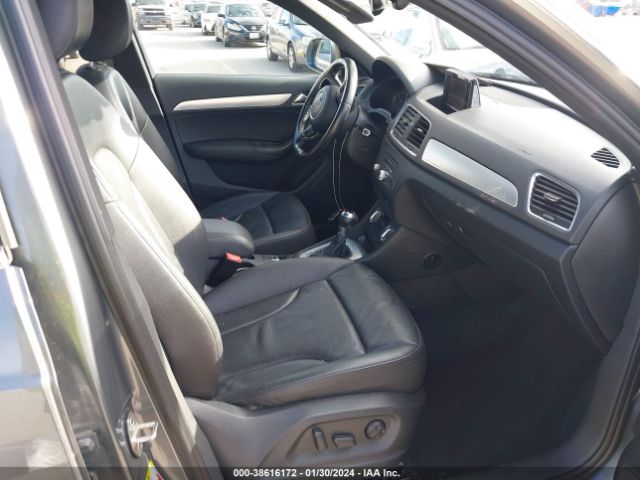 Photo 4 VIN: WA1EFCFS4FR002931 - AUDI Q3 