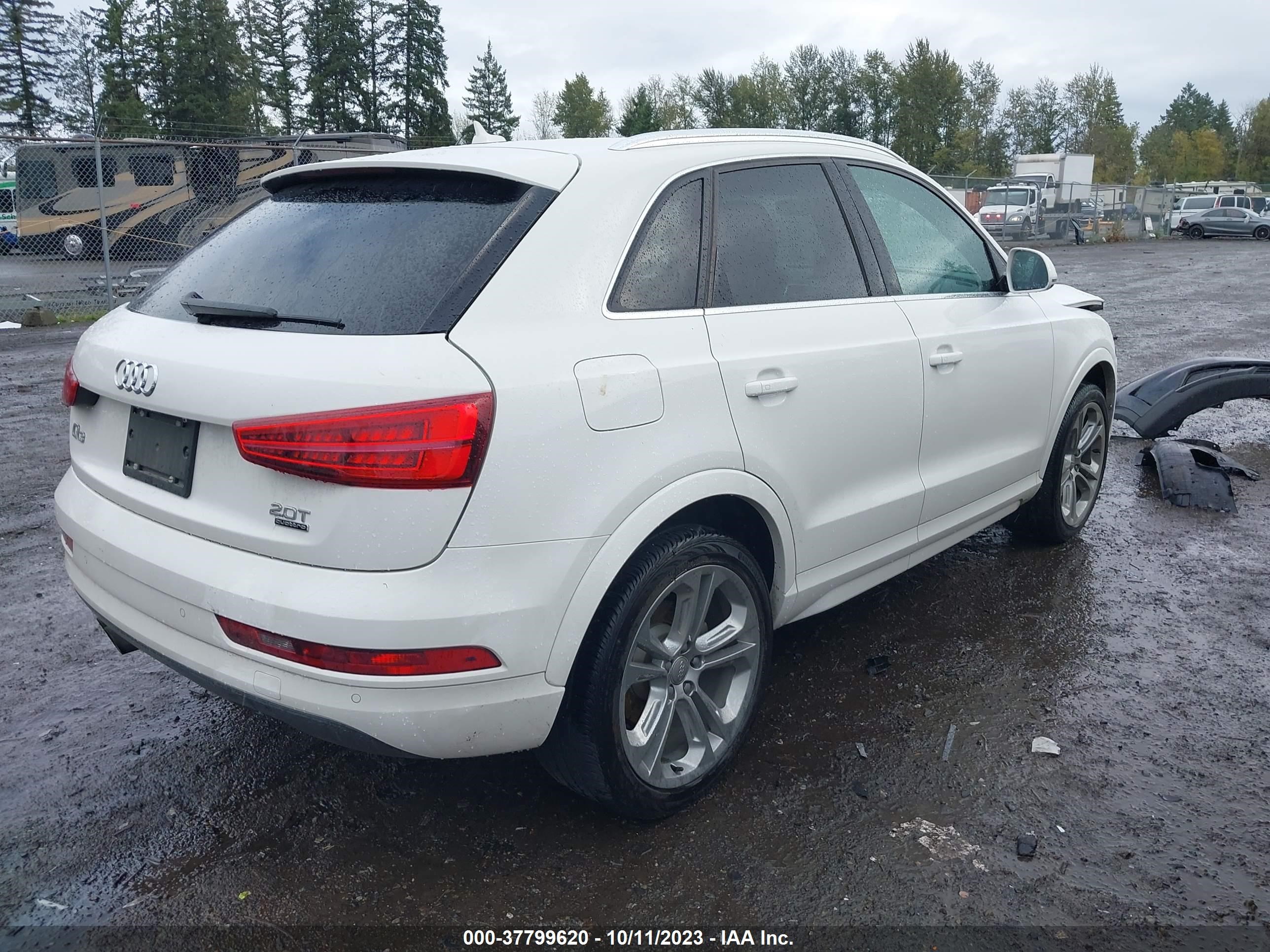 Photo 3 VIN: WA1EFCFS5GR004463 - AUDI Q3 