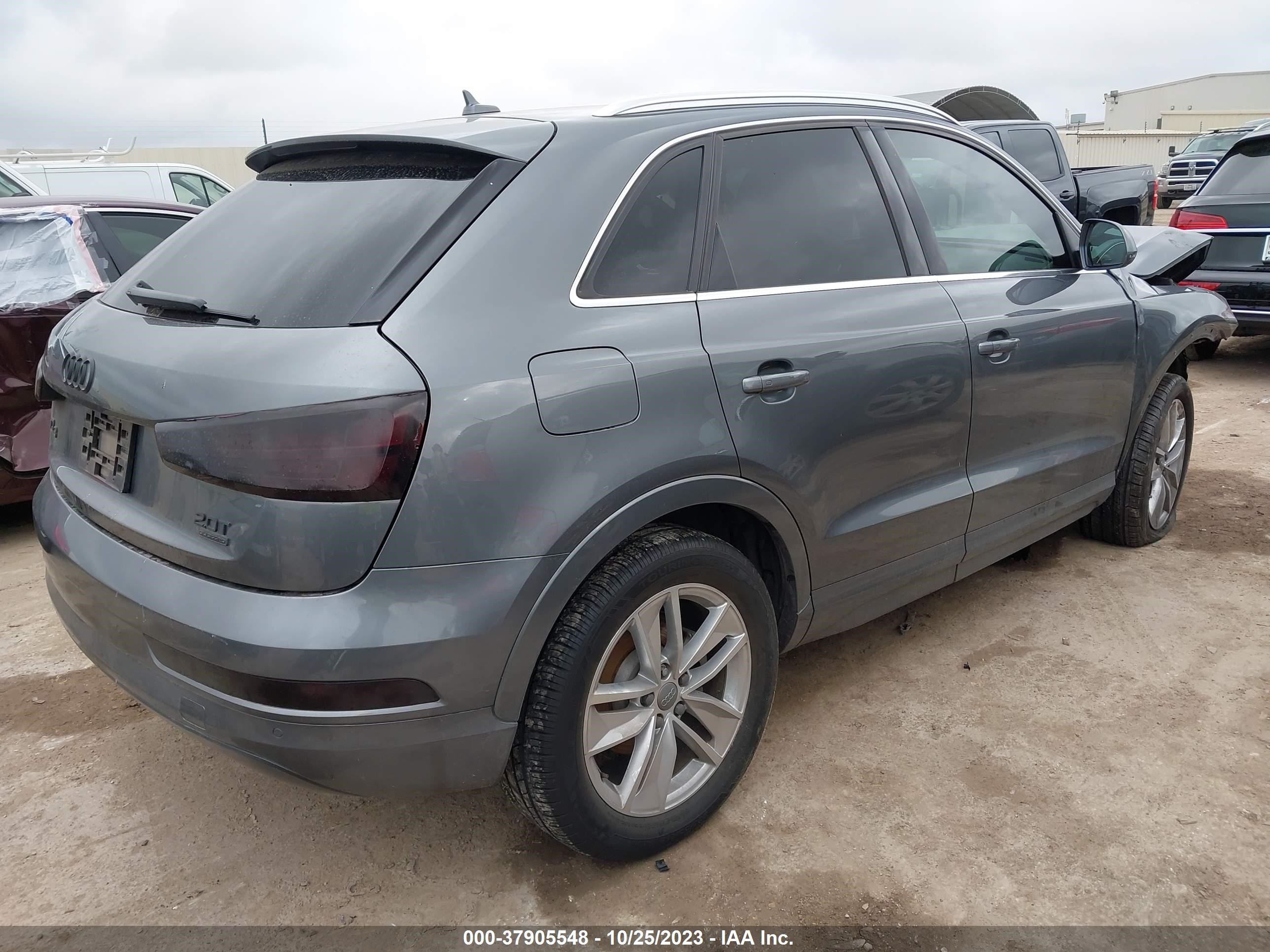 Photo 3 VIN: WA1EFCFS5GR007606 - AUDI Q3 