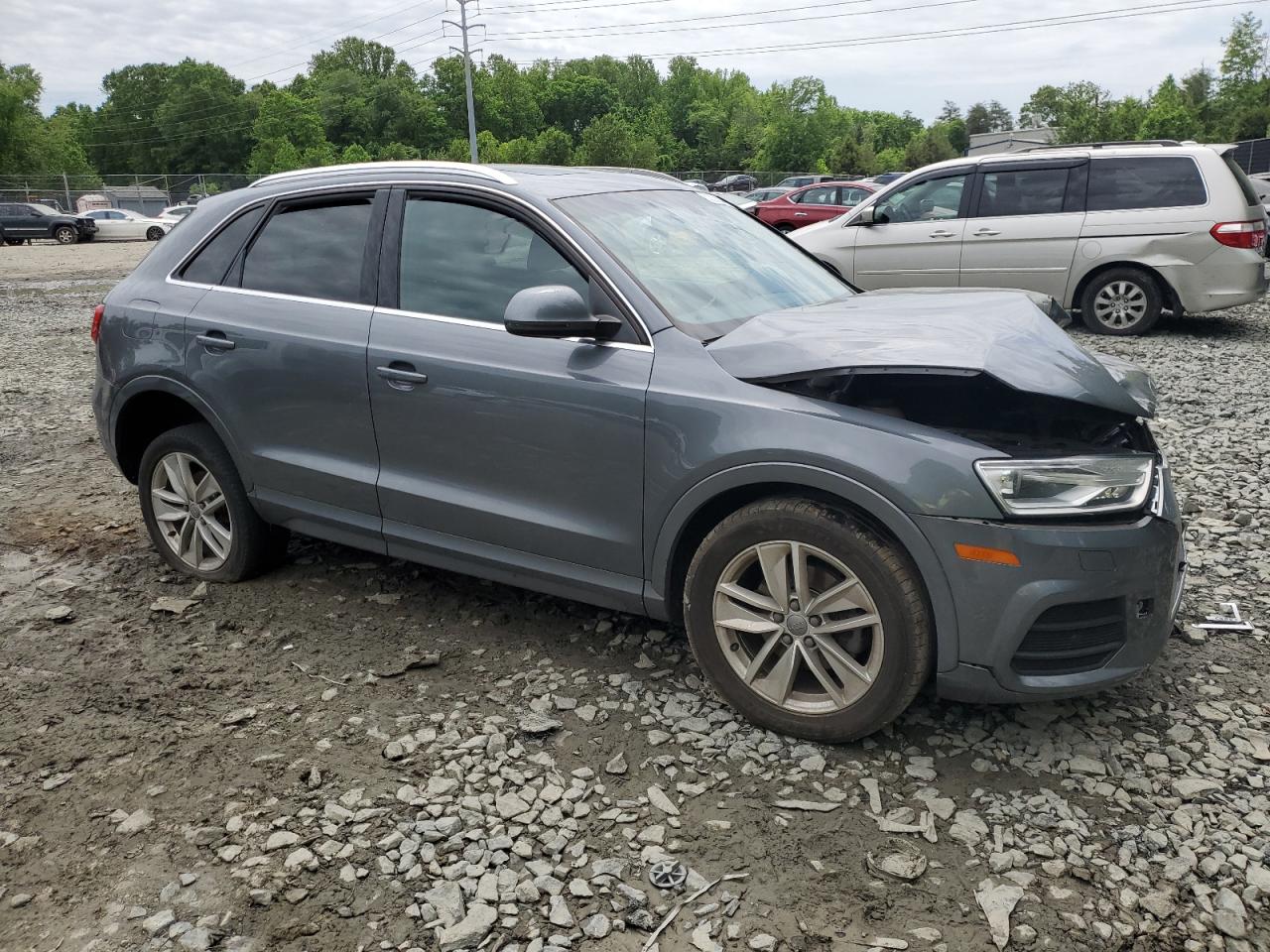 Photo 3 VIN: WA1EFCFS6GR024267 - AUDI Q3 