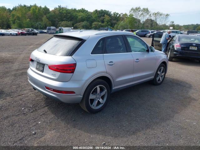 Photo 3 VIN: WA1EFCFS7FR013132 - AUDI Q3 