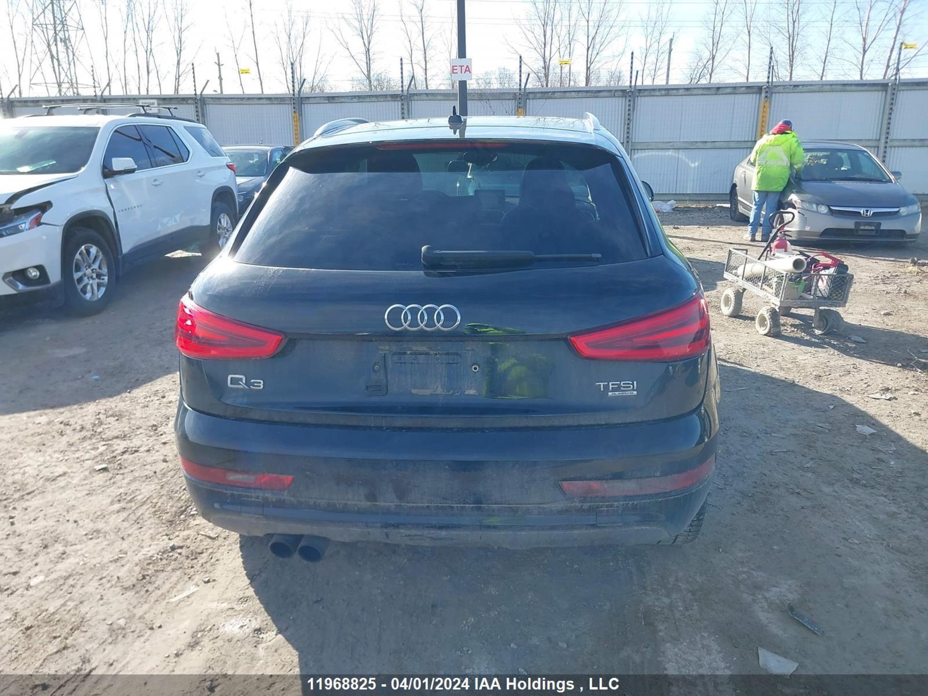 Photo 15 VIN: WA1EFEFS0FR001612 - AUDI Q3 