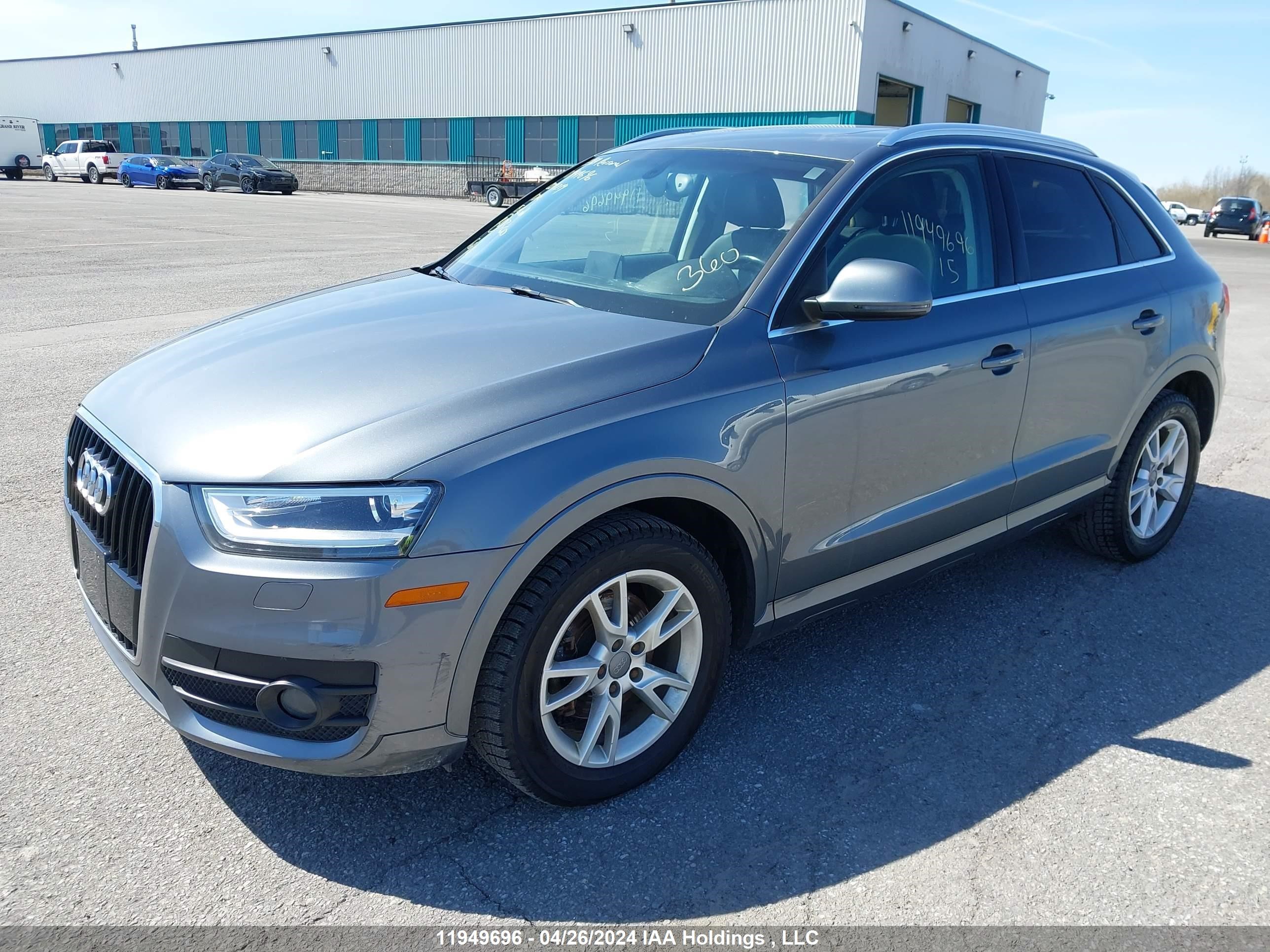 Photo 1 VIN: WA1EFEFS3FR004214 - AUDI Q3 