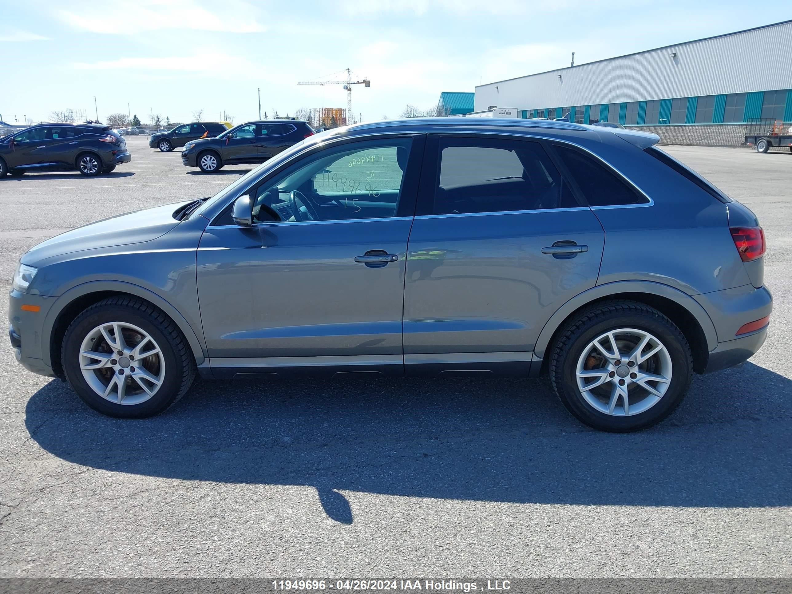 Photo 14 VIN: WA1EFEFS3FR004214 - AUDI Q3 