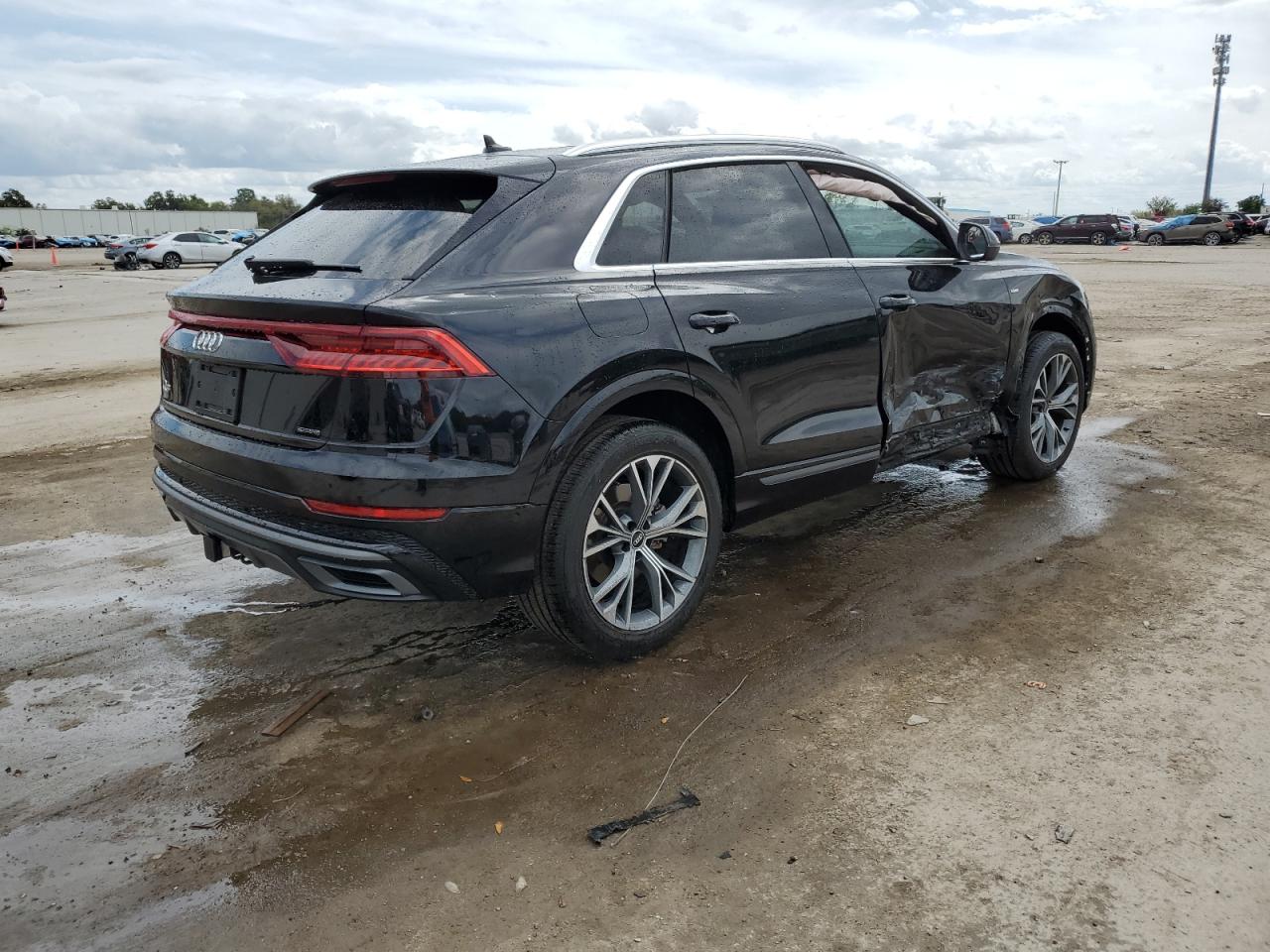 Photo 2 VIN: WA1EVAF10MD011117 - AUDI Q8 