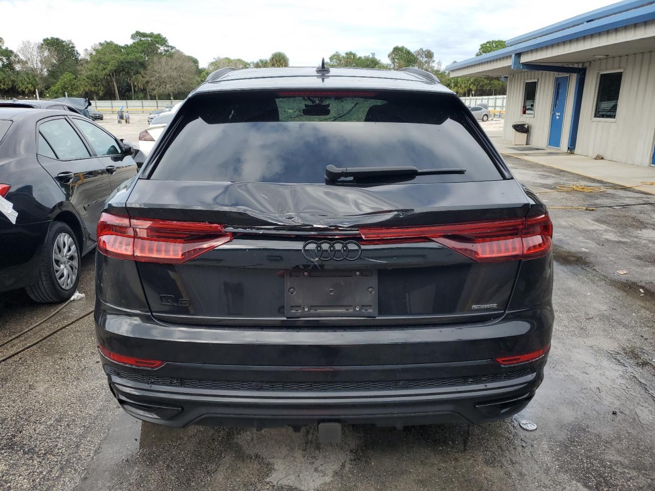 Photo 5 VIN: WA1EVAF10MD020447 - AUDI Q8 