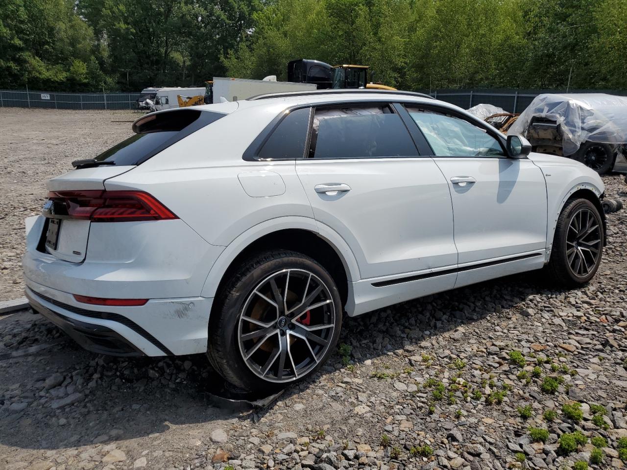 Photo 2 VIN: WA1EVAF14LD020613 - AUDI Q8 