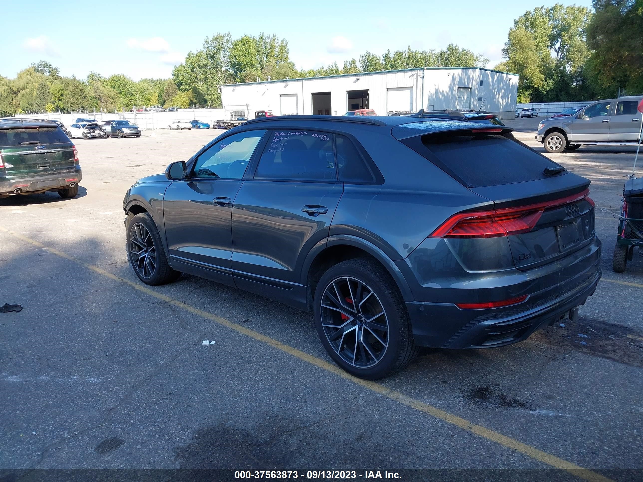 Photo 2 VIN: WA1EVAF17MD016301 - AUDI Q8 