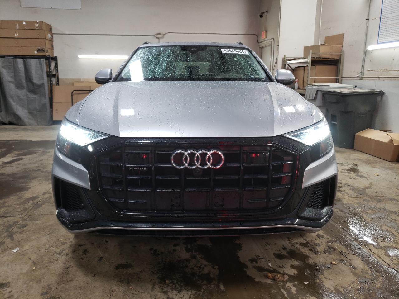 Photo 4 VIN: WA1EVAF18KD037123 - AUDI Q8 