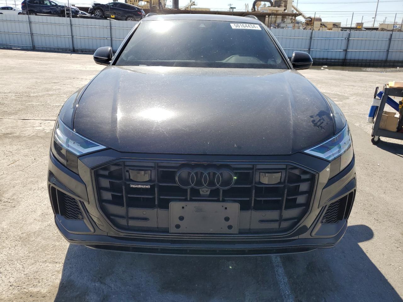 Photo 4 VIN: WA1EVAF1XKD019948 - AUDI Q8 