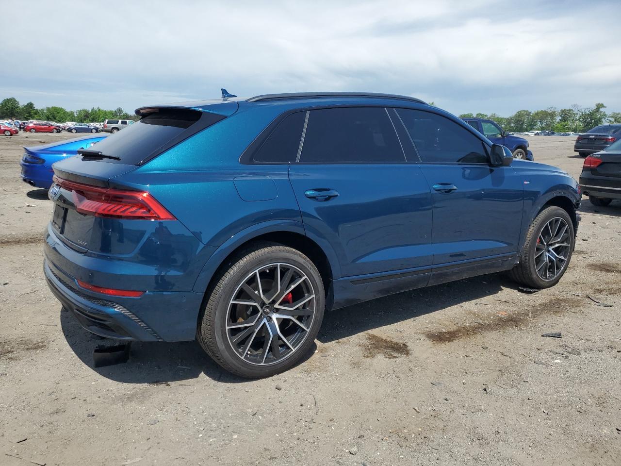 Photo 2 VIN: WA1EVBF17ND033588 - AUDI Q8 