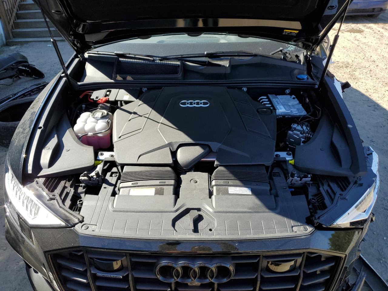 Photo 11 VIN: WA1EVBF18PD047812 - AUDI Q8 