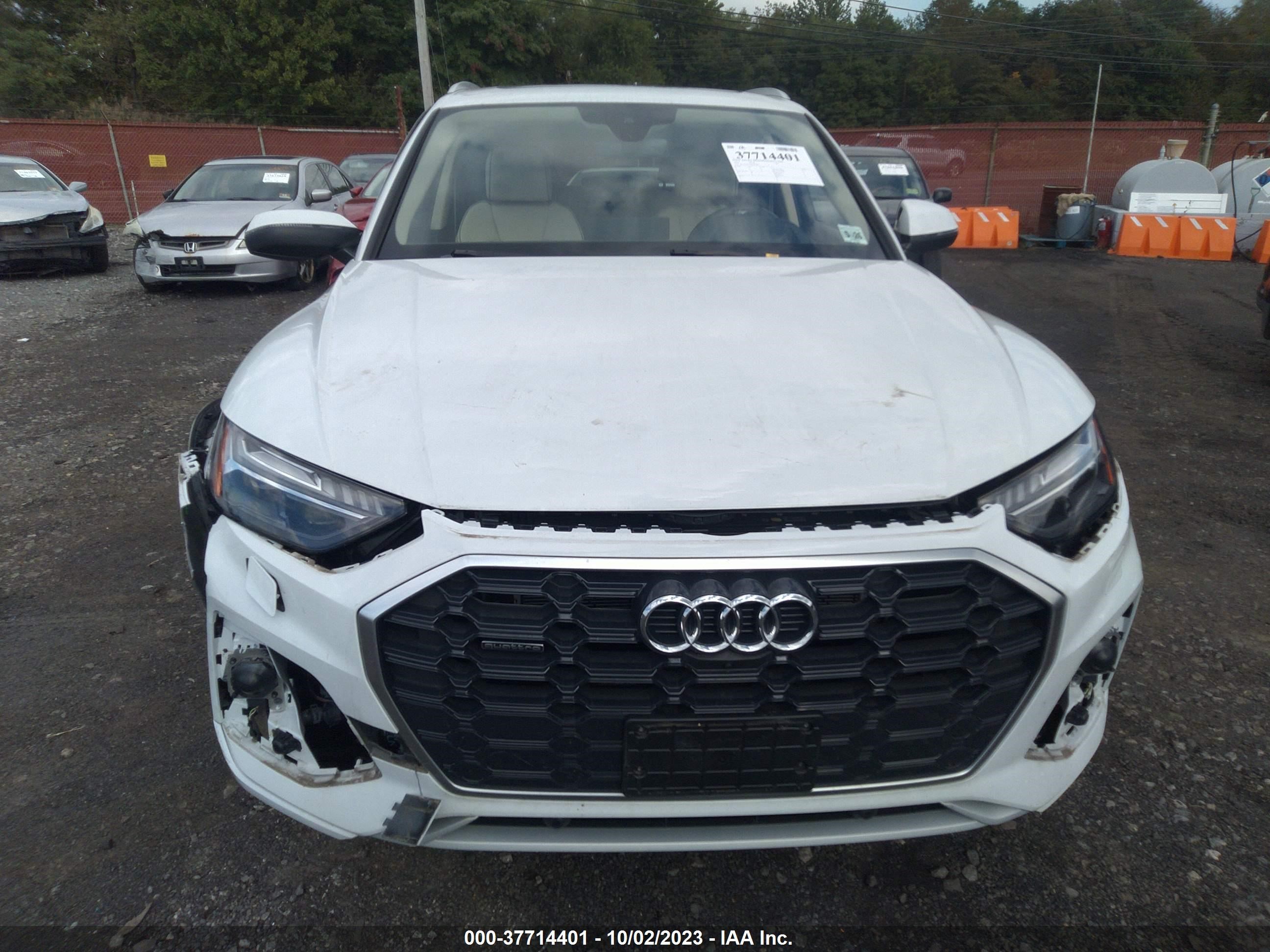 Photo 11 VIN: WA1F2BFY4M2097804 - AUDI Q5 