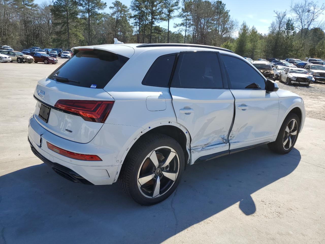 Photo 2 VIN: WA1FAAFY1P2073221 - AUDI Q5 