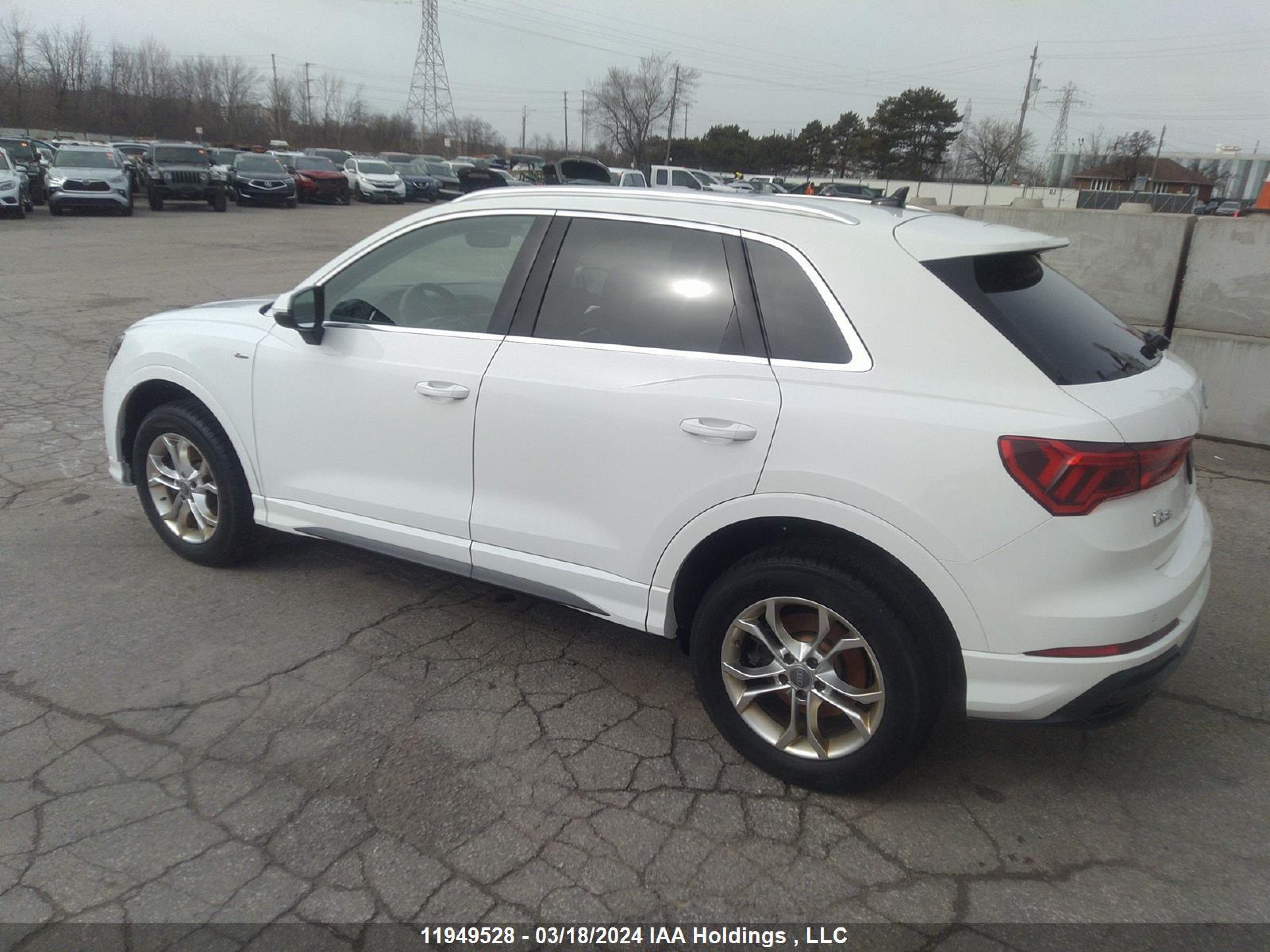 Photo 2 VIN: WA1FECF34K1085706 - AUDI Q3 