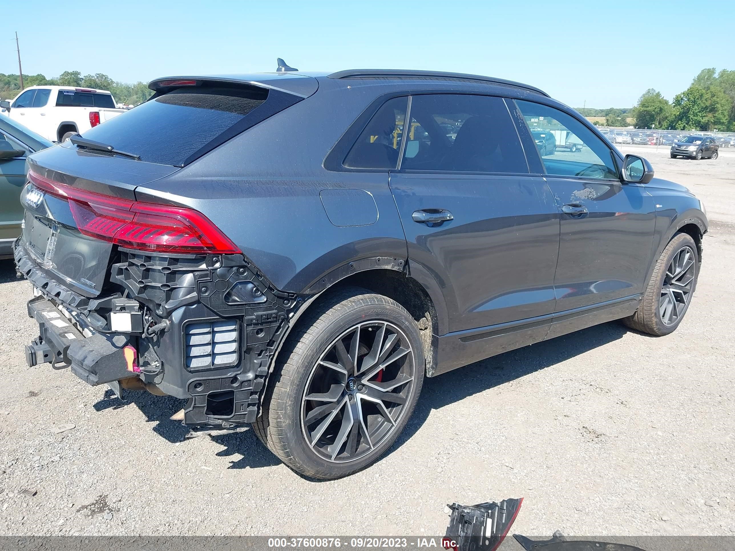 Photo 3 VIN: WA1FVAF11KD007000 - AUDI Q8 