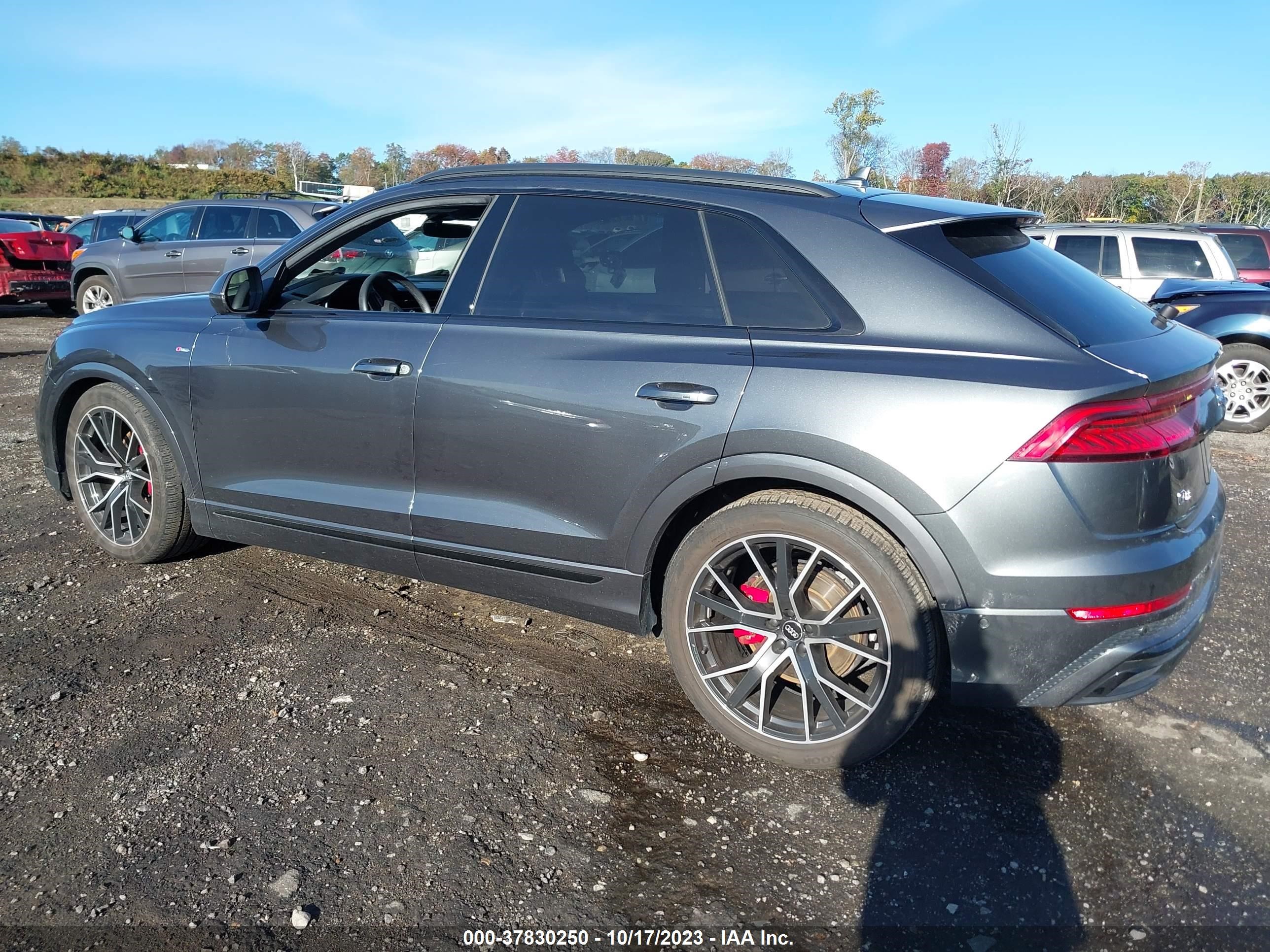 Photo 2 VIN: WA1FVAF14KD042842 - AUDI Q8 