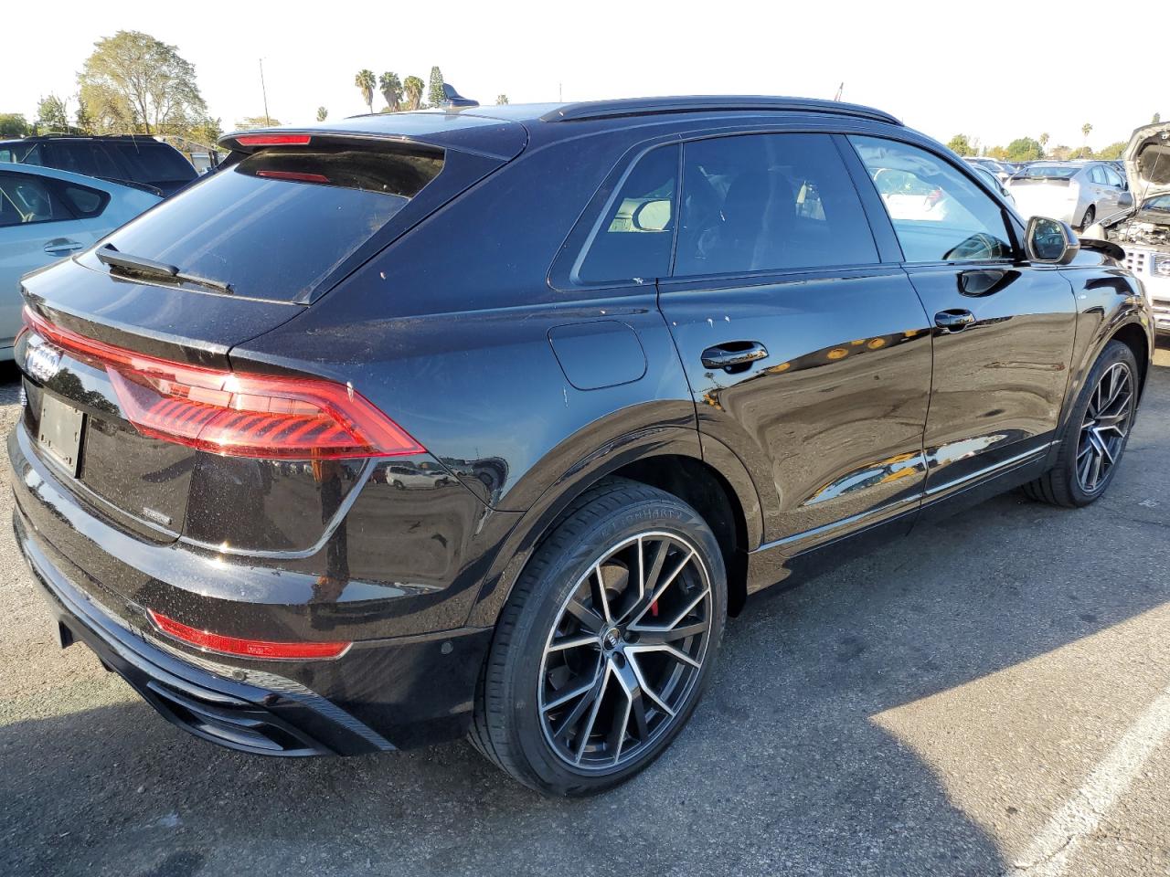 Photo 2 VIN: WA1FVAF16KD040588 - AUDI Q8 