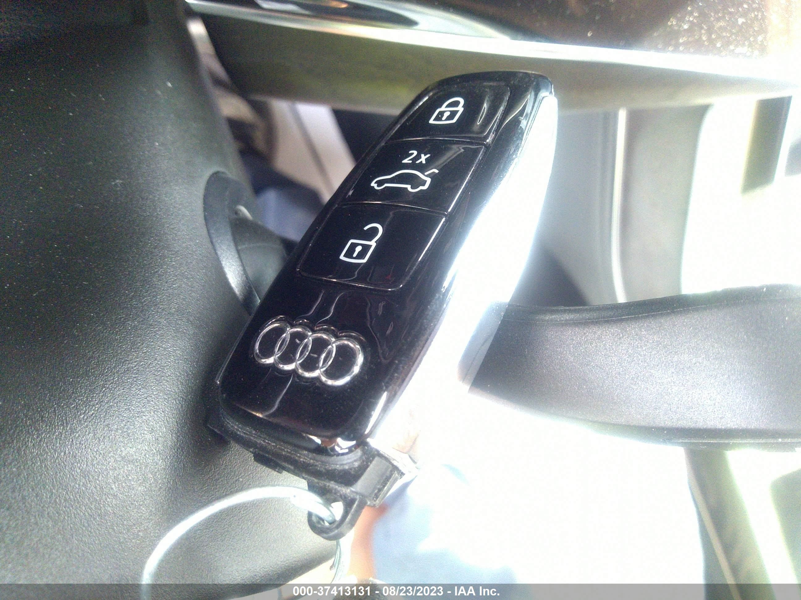 Photo 10 VIN: WA1FVBF17ND023003 - AUDI Q8 