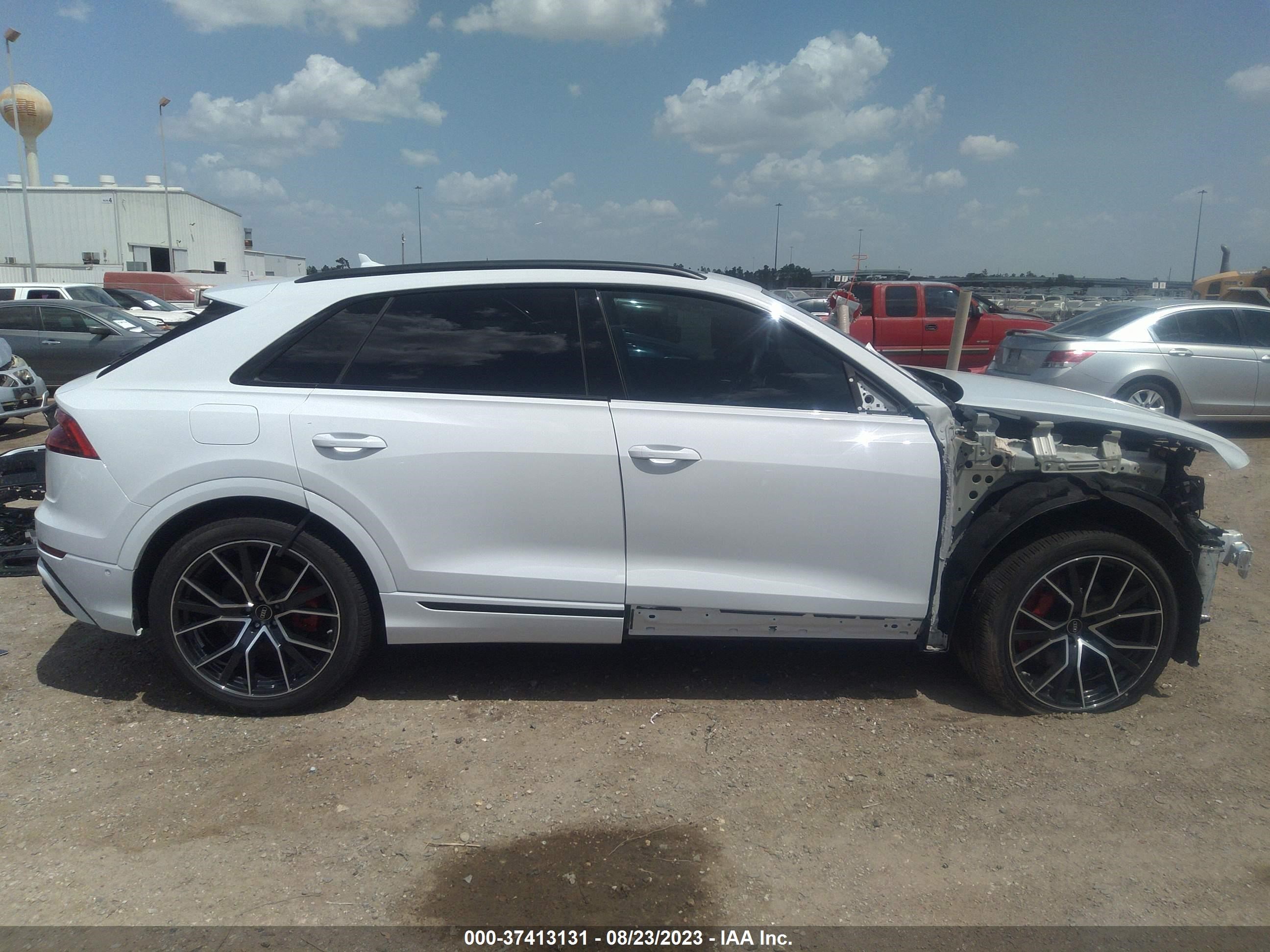 Photo 13 VIN: WA1FVBF17ND023003 - AUDI Q8 