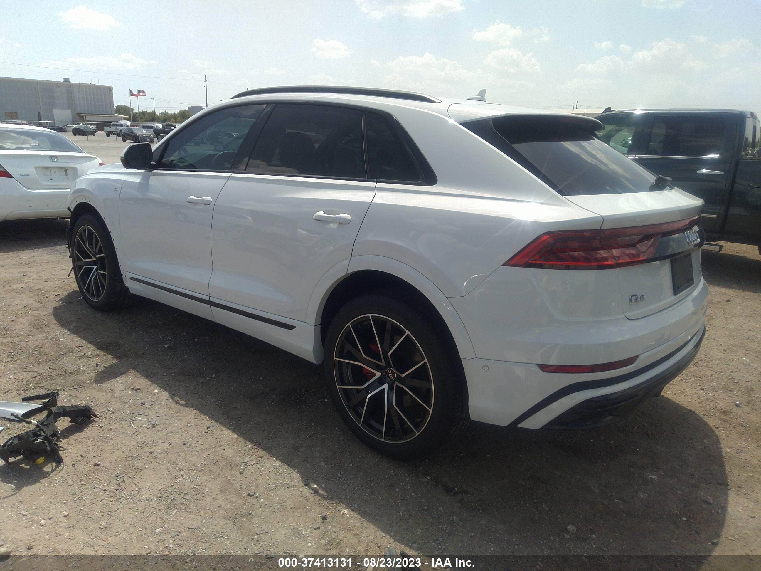 Photo 2 VIN: WA1FVBF17ND023003 - AUDI Q8 