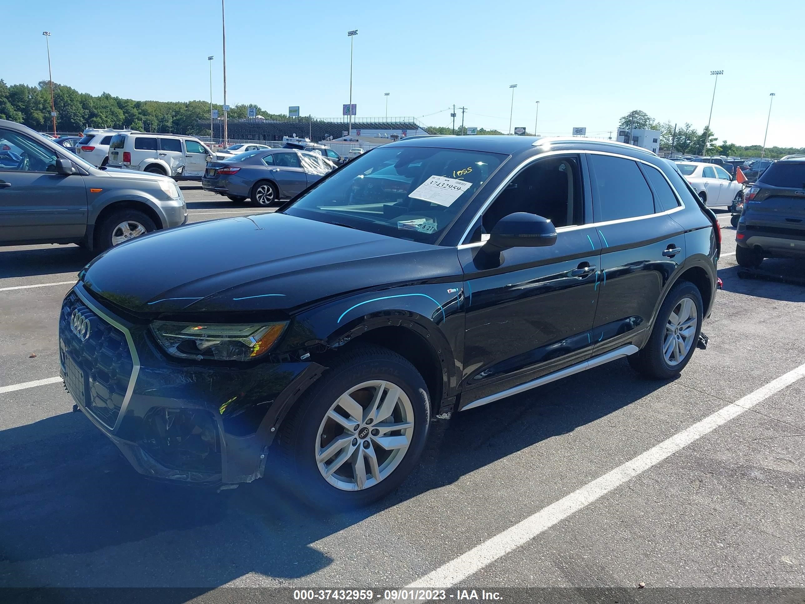 Photo 1 VIN: WA1GAAFY1N2106977 - AUDI Q5 