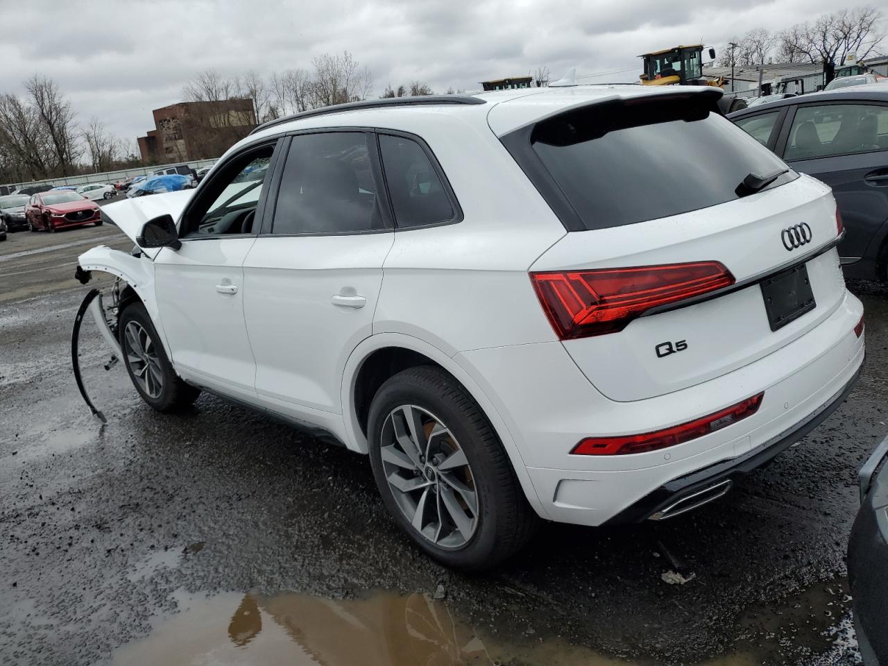 Photo 1 VIN: WA1GAAFY4R2024778 - AUDI Q5 