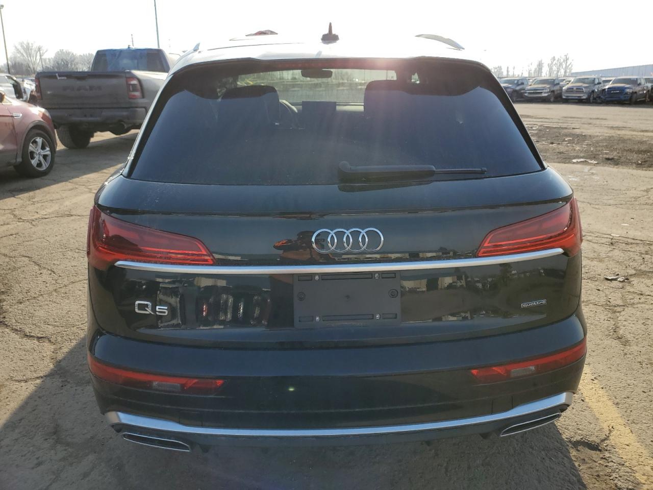 Photo 5 VIN: WA1GAAFY5R2016429 - AUDI Q5 