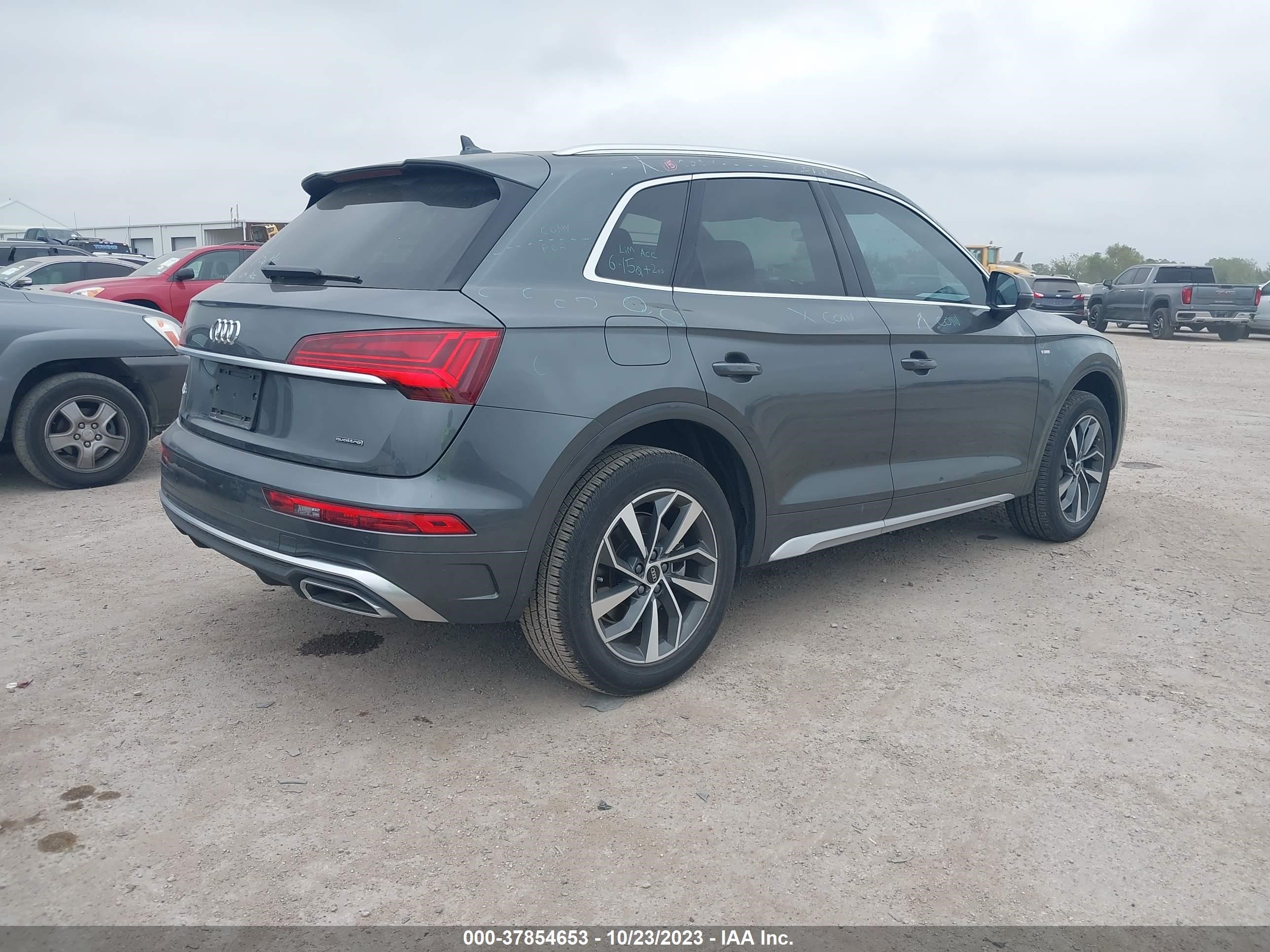 Photo 3 VIN: WA1GAAFY8N2106653 - AUDI Q5 