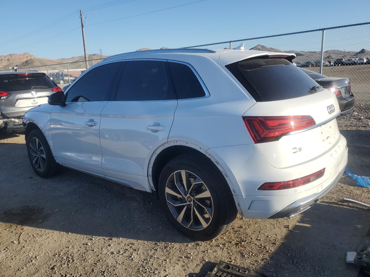 Photo 1 VIN: WA1GAAFYXN2021202 - AUDI Q5 