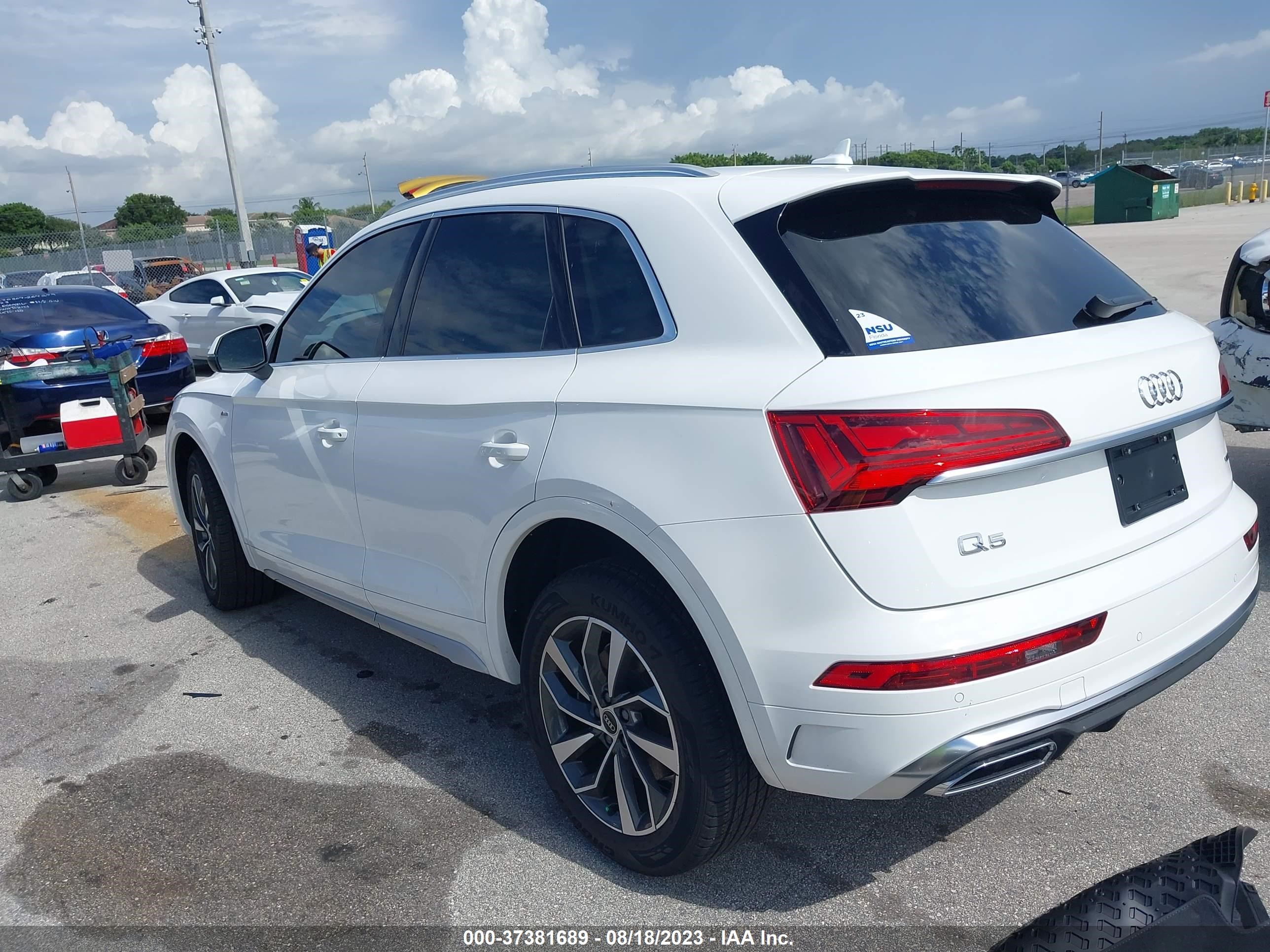 Photo 2 VIN: WA1GAAFYXP2034776 - AUDI Q5 