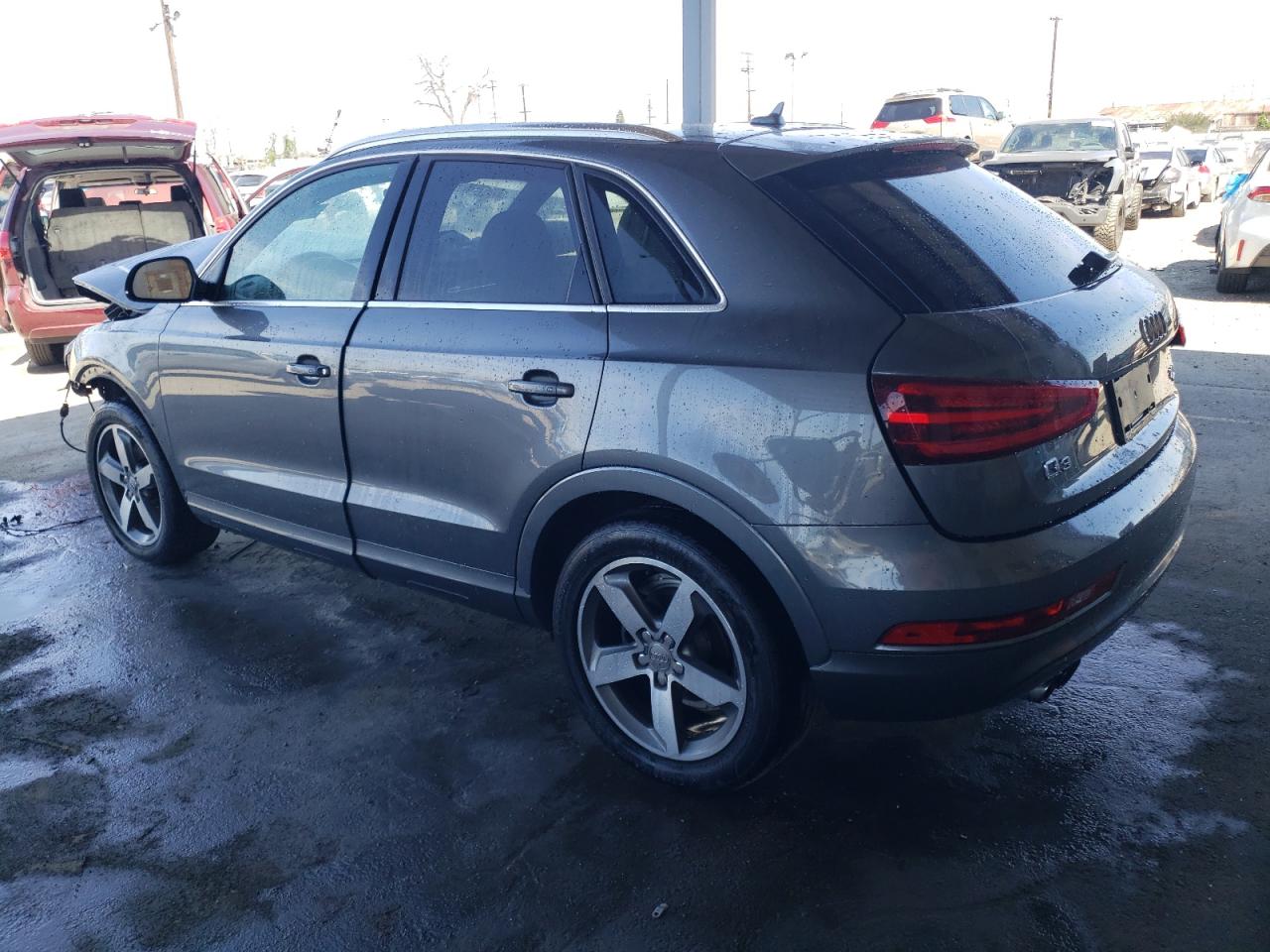 Photo 1 VIN: WA1GFCFS0FR013255 - AUDI Q3 