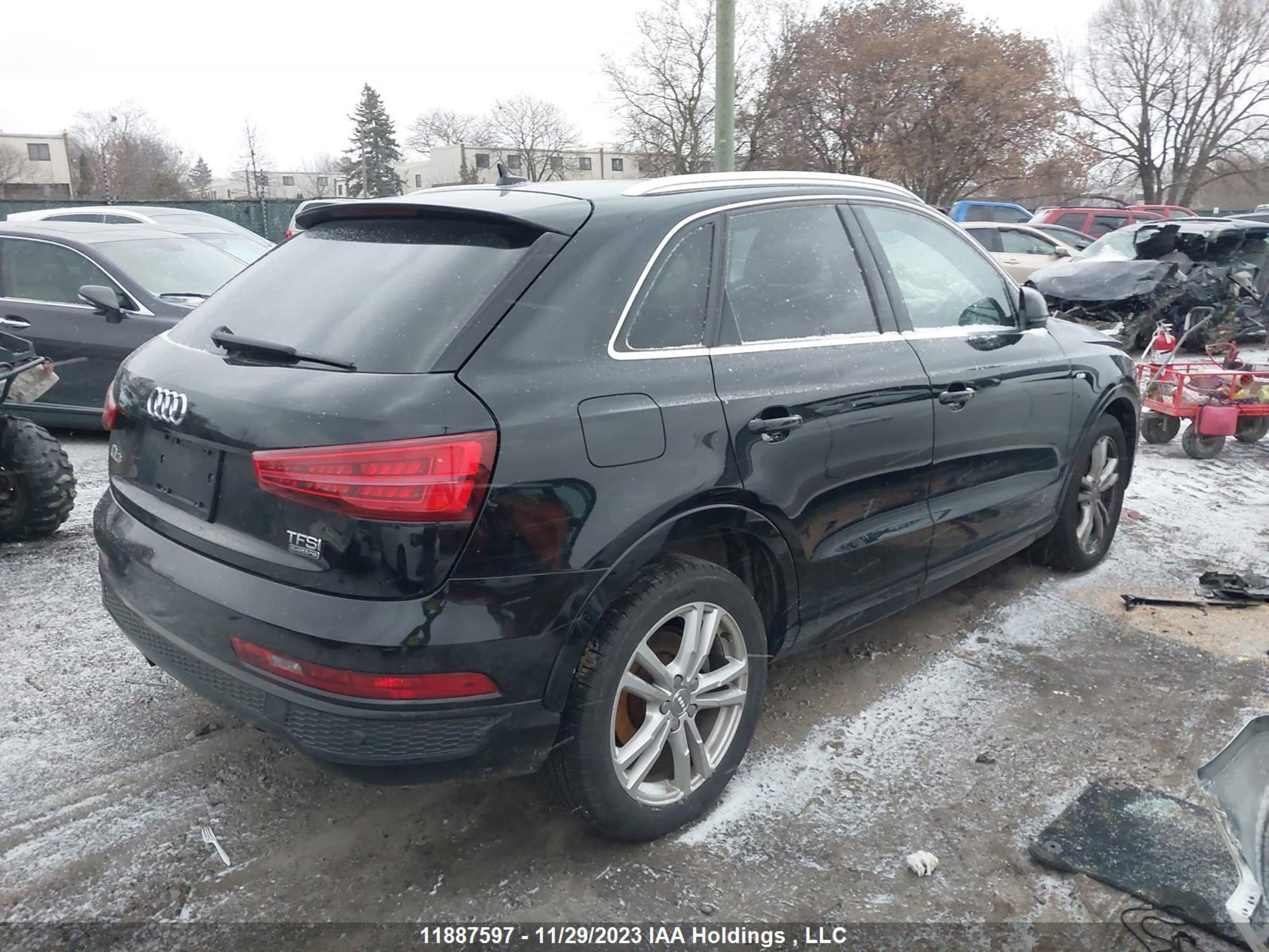 Photo 3 VIN: WA1GFCFS1GR001245 - AUDI Q3 