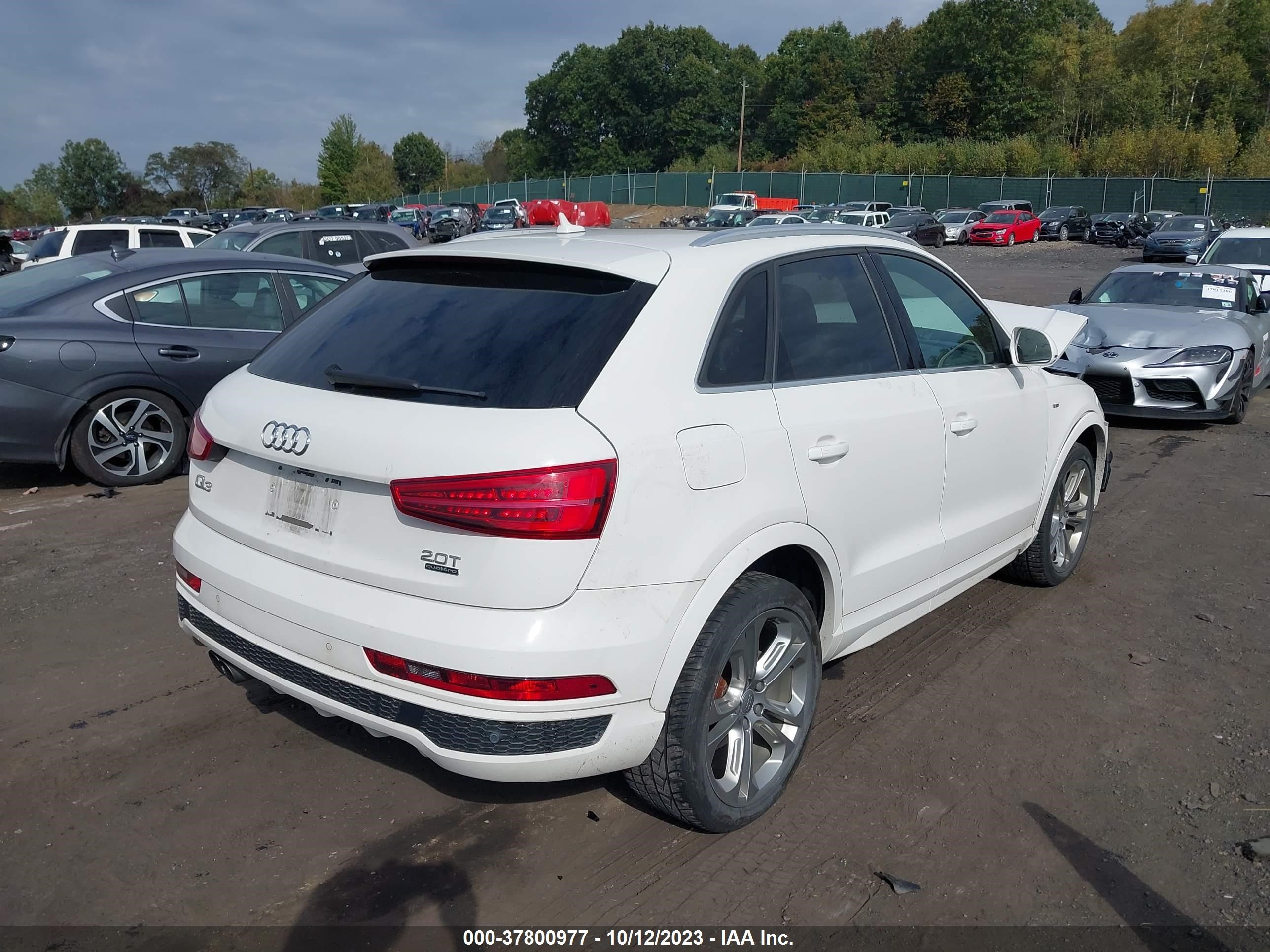 Photo 3 VIN: WA1GFCFS1GR010169 - AUDI Q3 