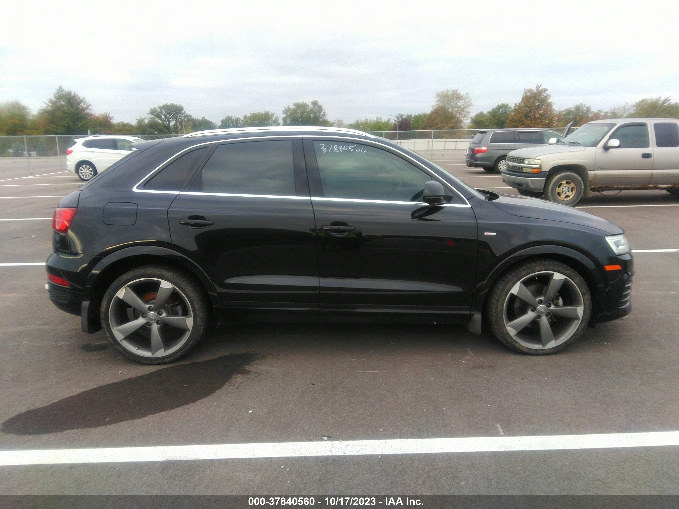 Photo 12 VIN: WA1GFCFS2GR000802 - AUDI Q3 