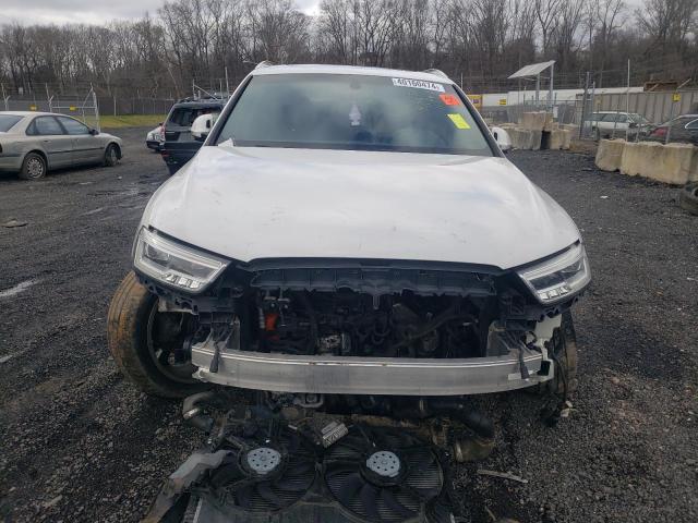 Photo 4 VIN: WA1GFCFS8GR022755 - AUDI Q3 