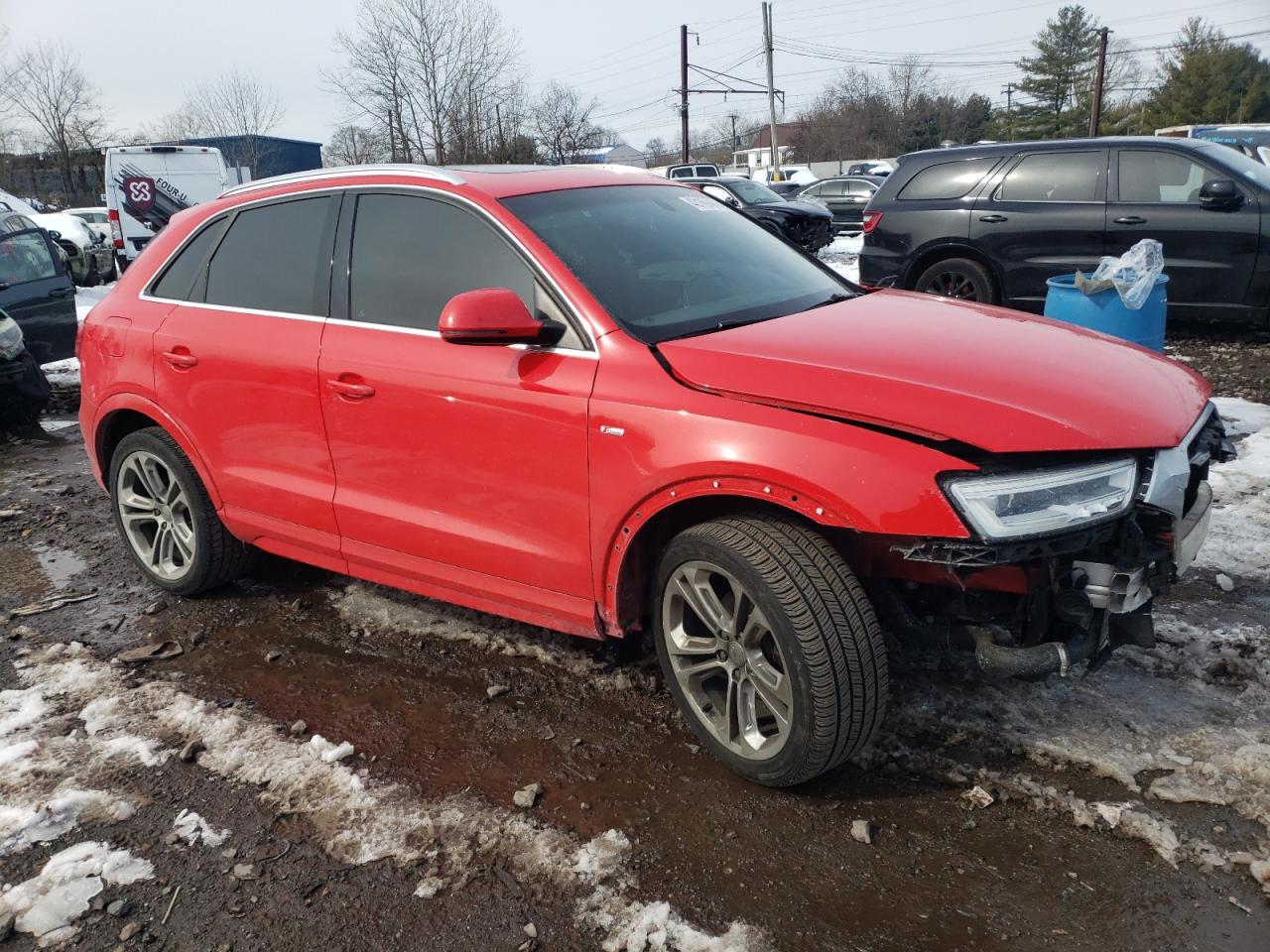 Photo 3 VIN: WA1GFCFSXGR014477 - AUDI Q3 