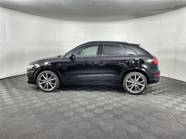 Photo 4 VIN: WA1HCCFS1JR022231 - AUDI Q3 