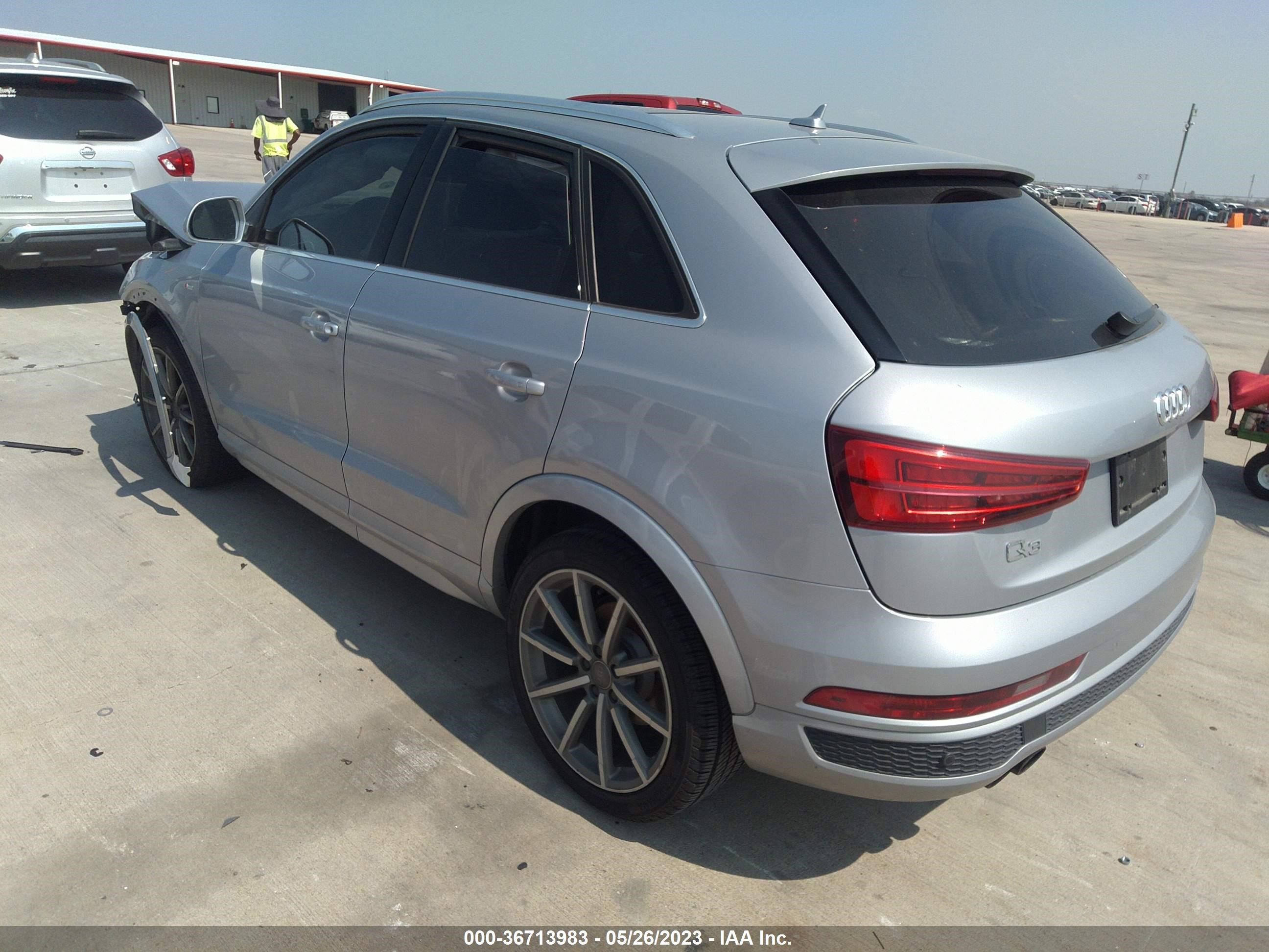 Photo 2 VIN: WA1HCCFS6JR032267 - AUDI Q3 