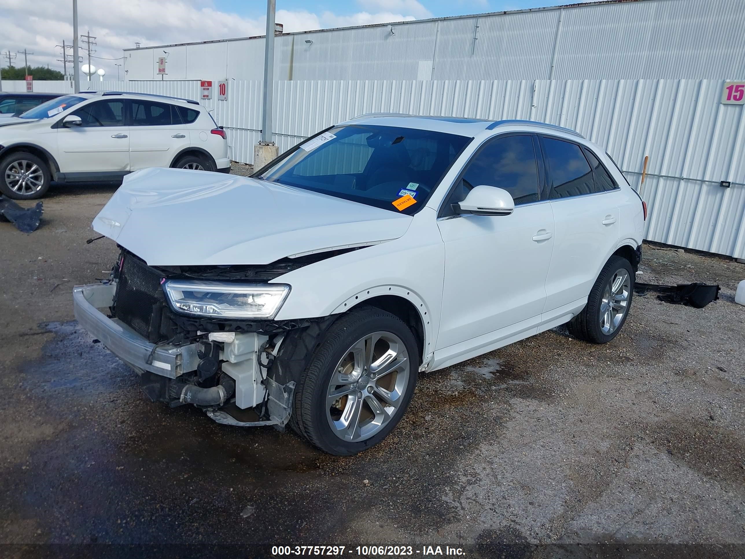 Photo 1 VIN: WA1HCCFS9JR022235 - AUDI Q3 