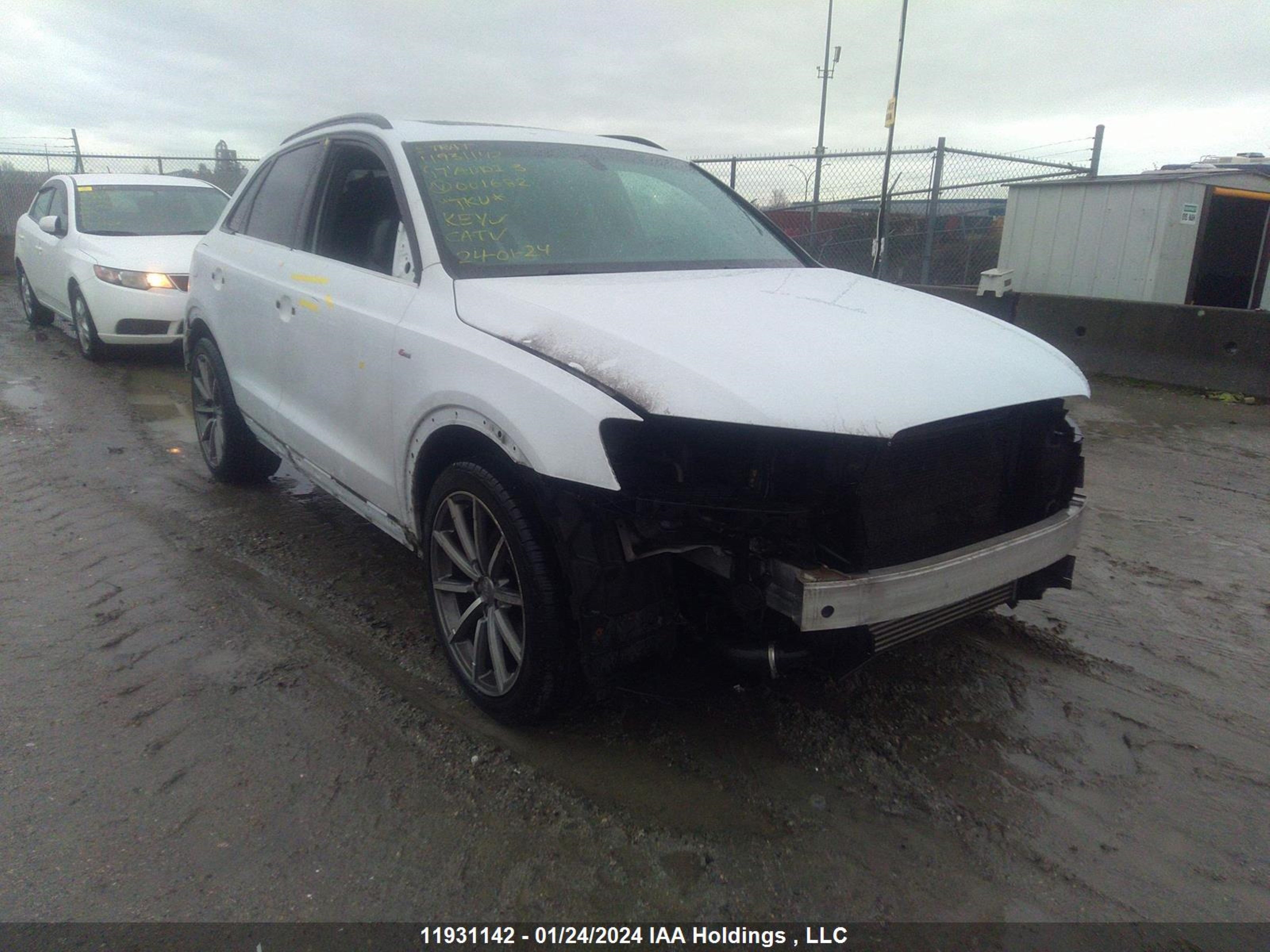 Photo 0 VIN: WA1JCCFS1HR001682 - AUDI Q3 