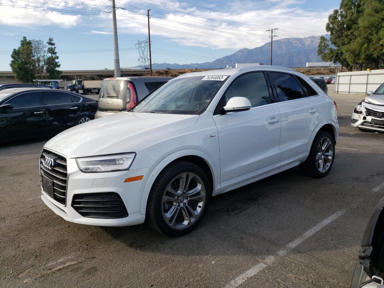 Photo 0 VIN: WA1JCCFS1JR007746 - AUDI Q3 